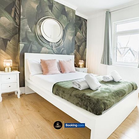 Stunning House By Ls2G Short Lets & Serviced Accommodation Greater London With Free Wifi Экстерьер фото