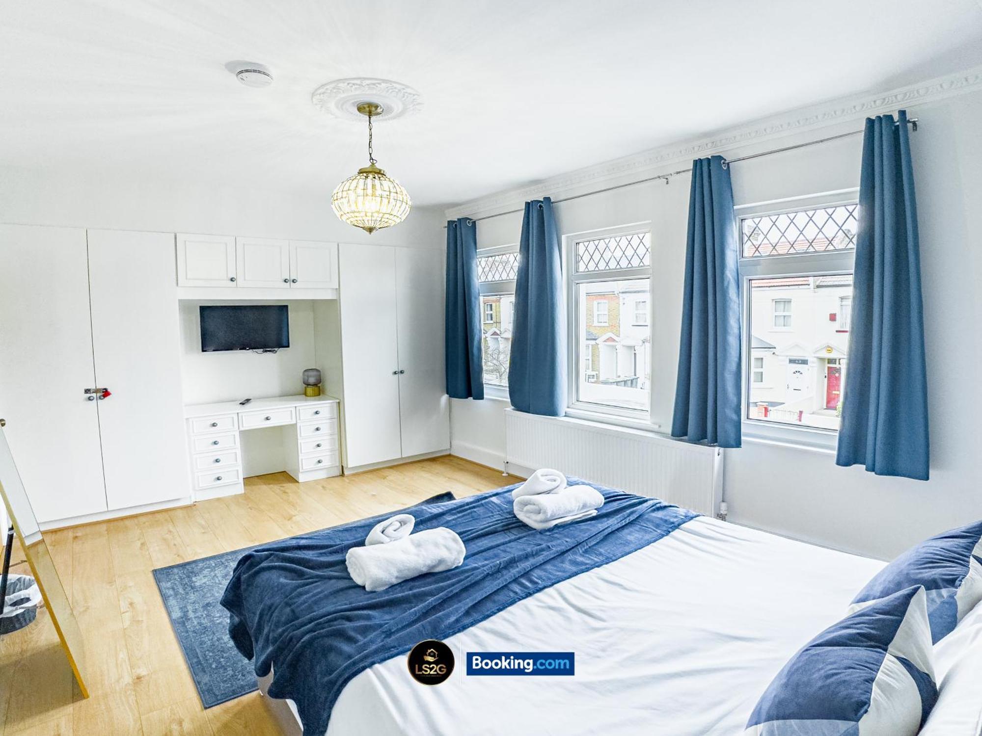 Stunning House By Ls2G Short Lets & Serviced Accommodation Greater London With Free Wifi Экстерьер фото